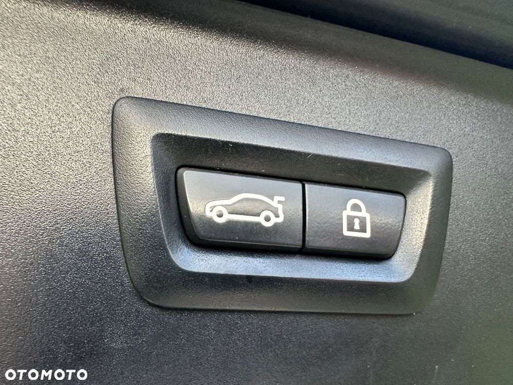 BMW Seria 5 535d xDrive - 27