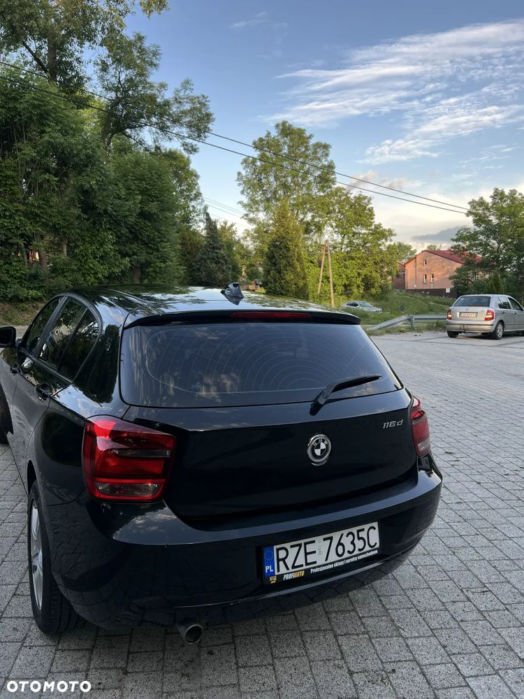 BMW Seria 1 116d - 4
