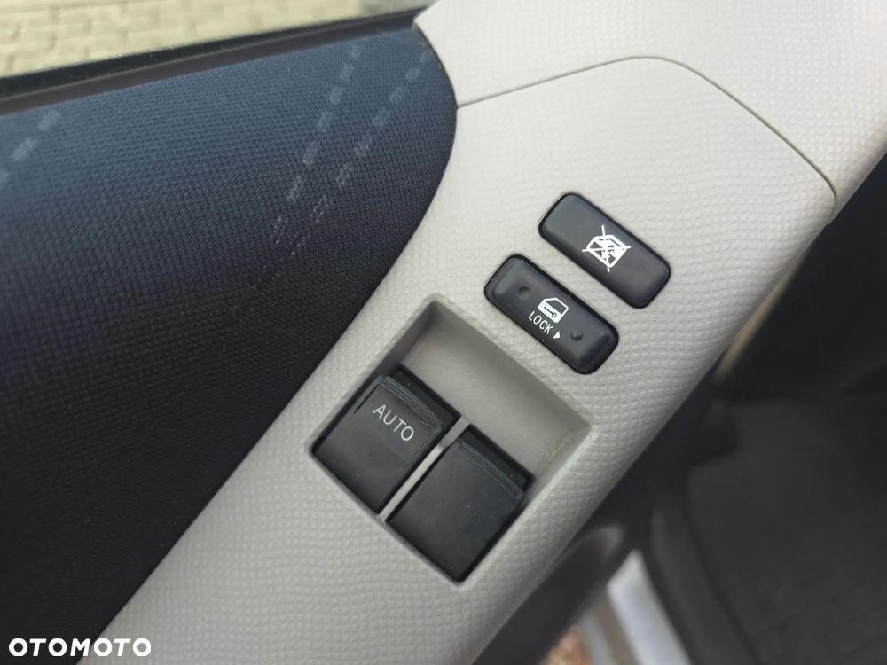 Toyota Yaris 1.3 Sol MM - 19