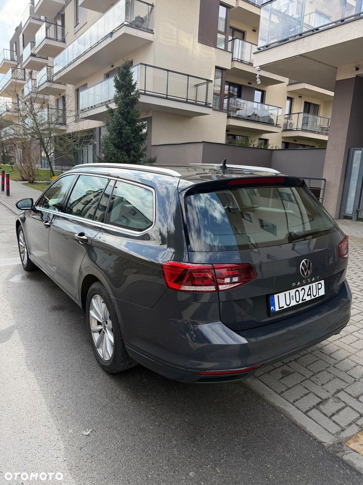Volkswagen Passat 2.0 TDI Business DSG - 9