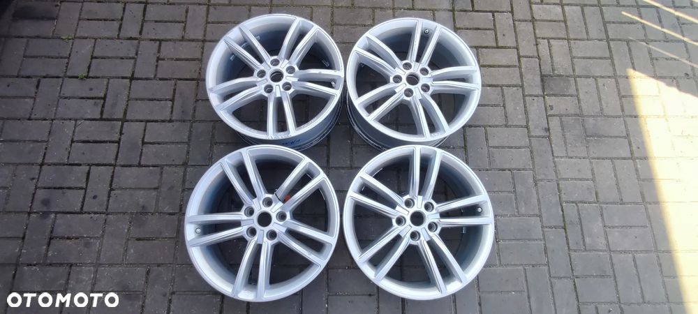 FELGI ALUMINIOWE 600721400D 5x120 8Jx19 CALI ET40 TESLA MODEL S + CZUJNIKI 1 USZKODZONY KOMPLET 4 SZTUKI - 1