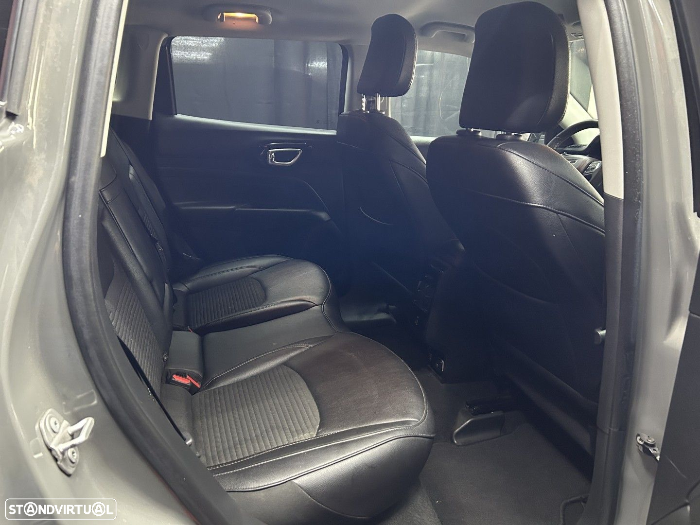 Jeep Compass 1.3 TG 4Xe Limited - 13