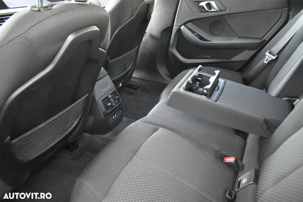 BMW Seria 2 218d AT - 19