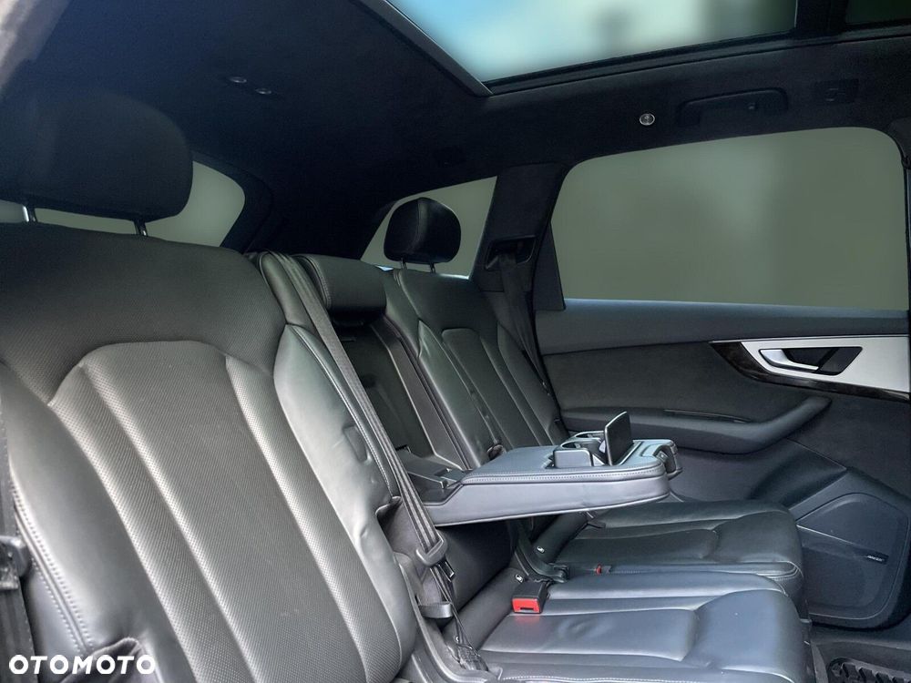 Audi Q7 - 34