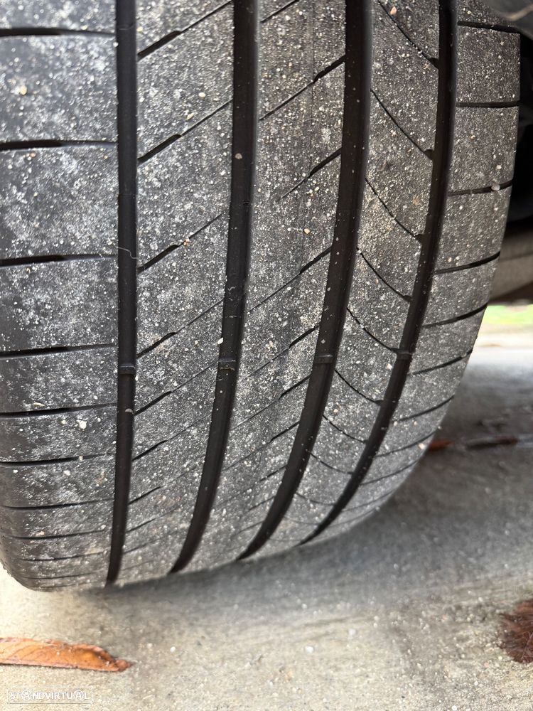 Porsche Macan Standard - 16