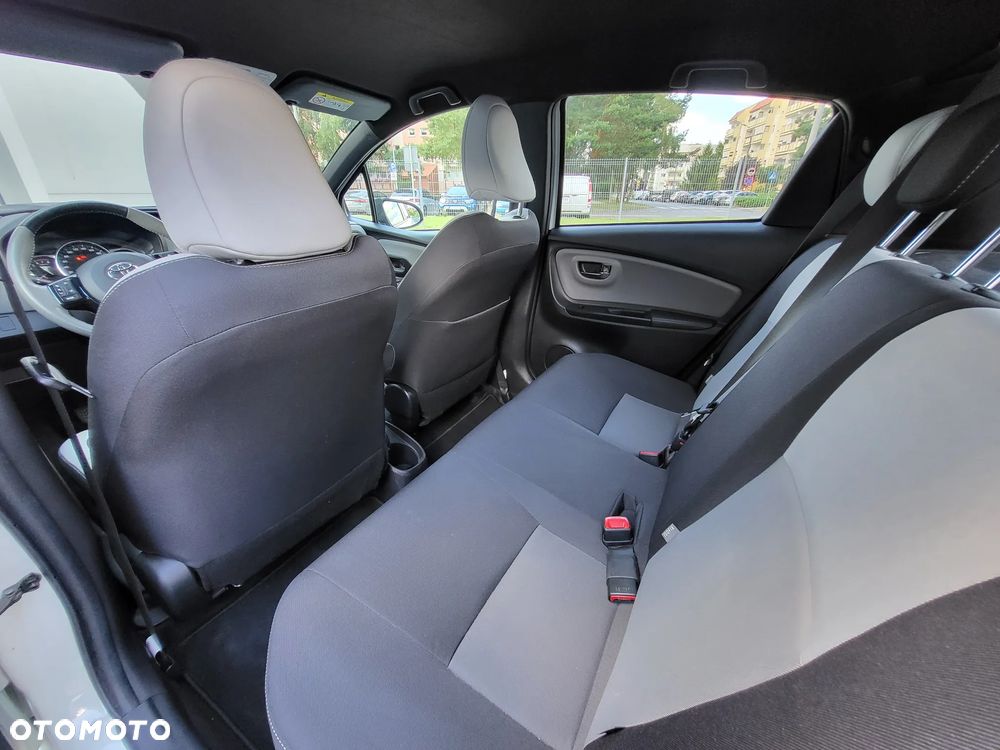 Toyota Yaris 1.33 Selection Pure - 21
