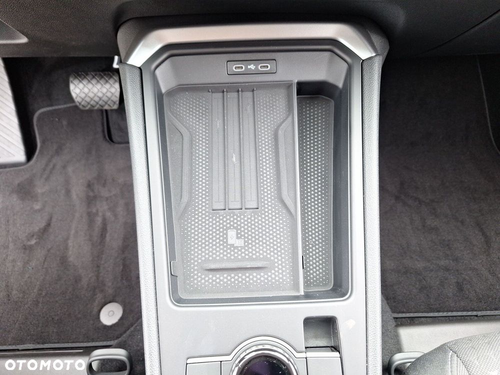 Volkswagen T-Roc 1.5 eTSI Life DSG - 30