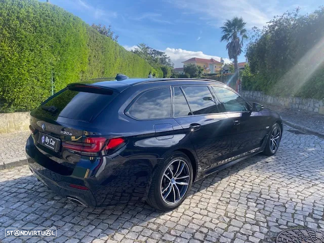 BMW 530 e Pack Desportivo M - 49