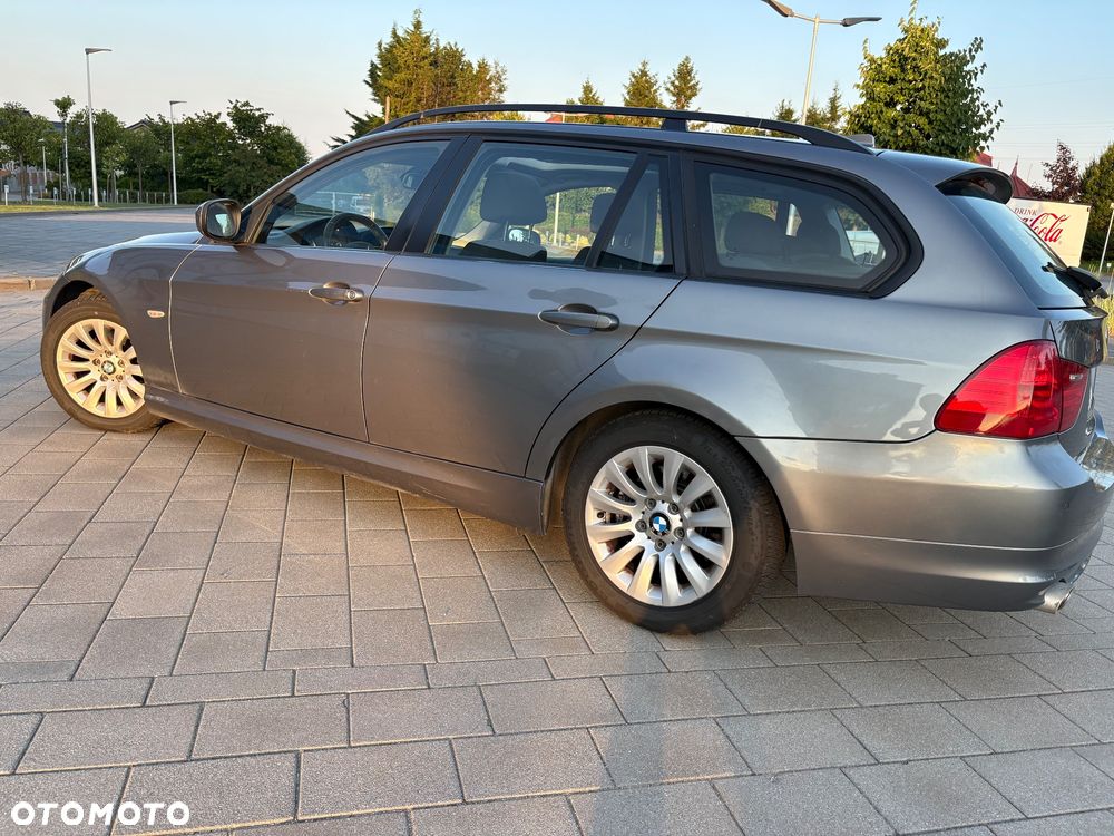BMW Seria 3 320d - 5