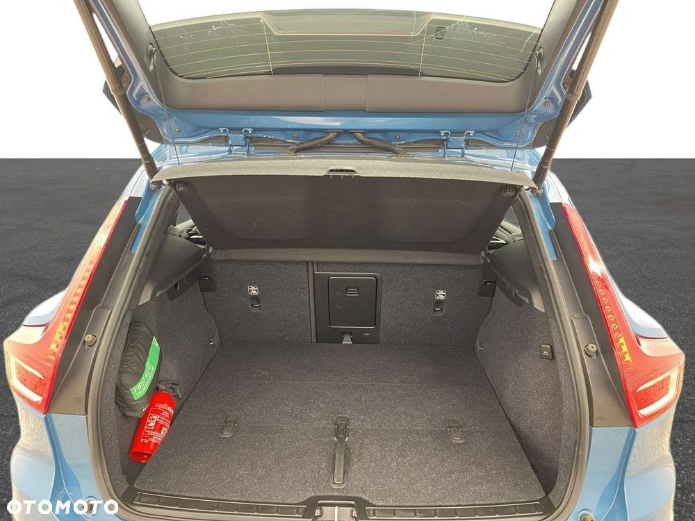 Volvo XC 40 - 13