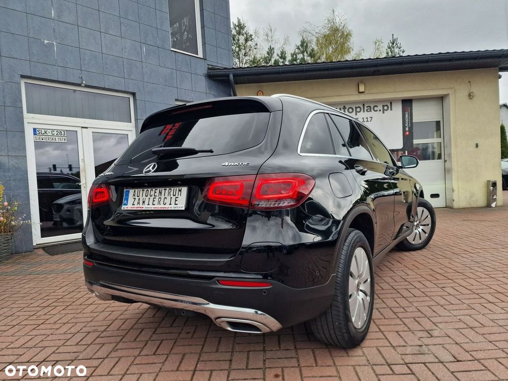 Mercedes-Benz GLC 300 e PHEV 4-Matic Avantgarde - 17