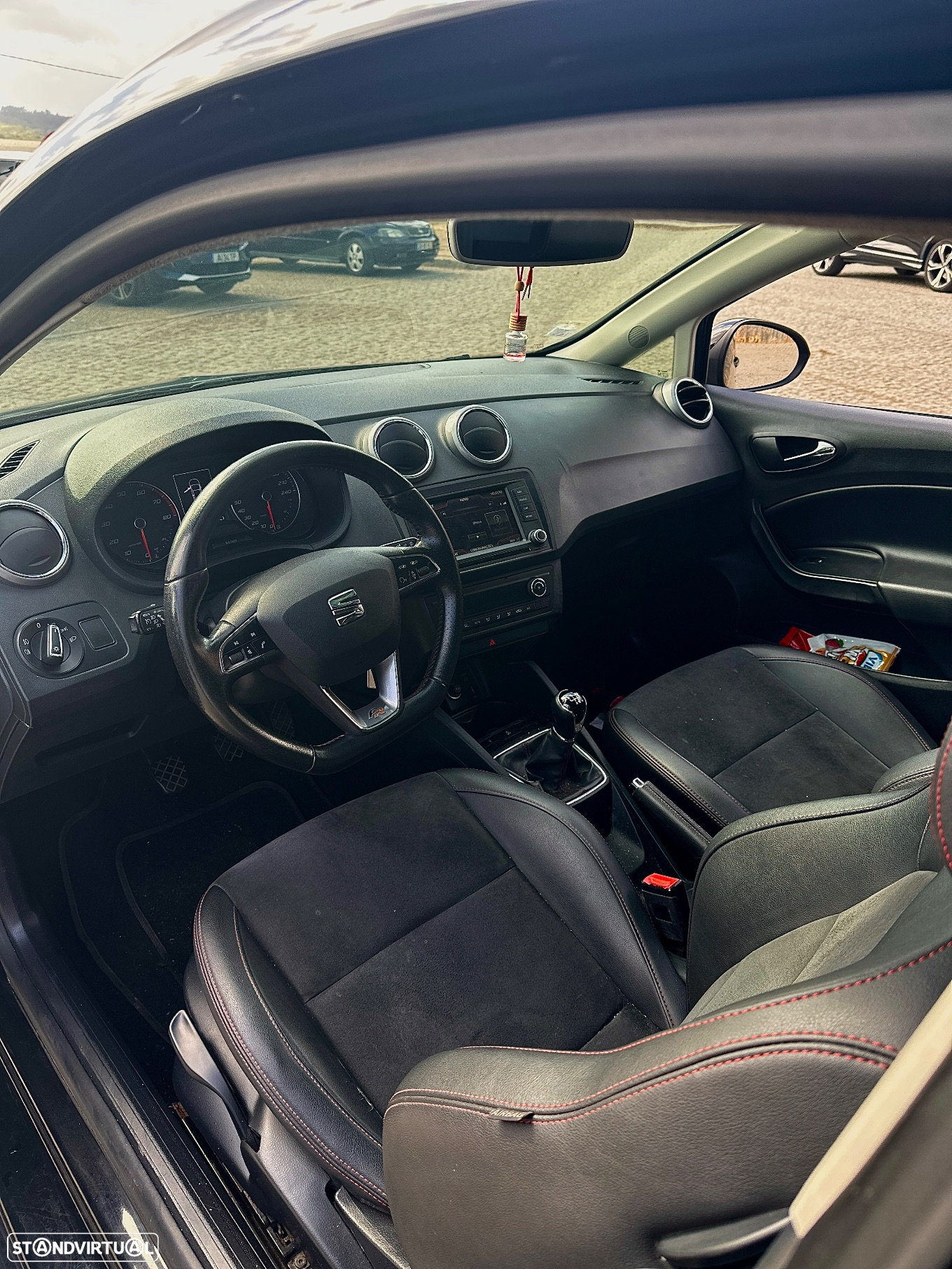 SEAT Ibiza SC 1.0 EcoTSI FR - 4