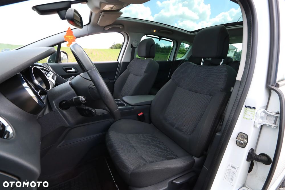 Peugeot 3008 2.0 HDi Premium+ - 13