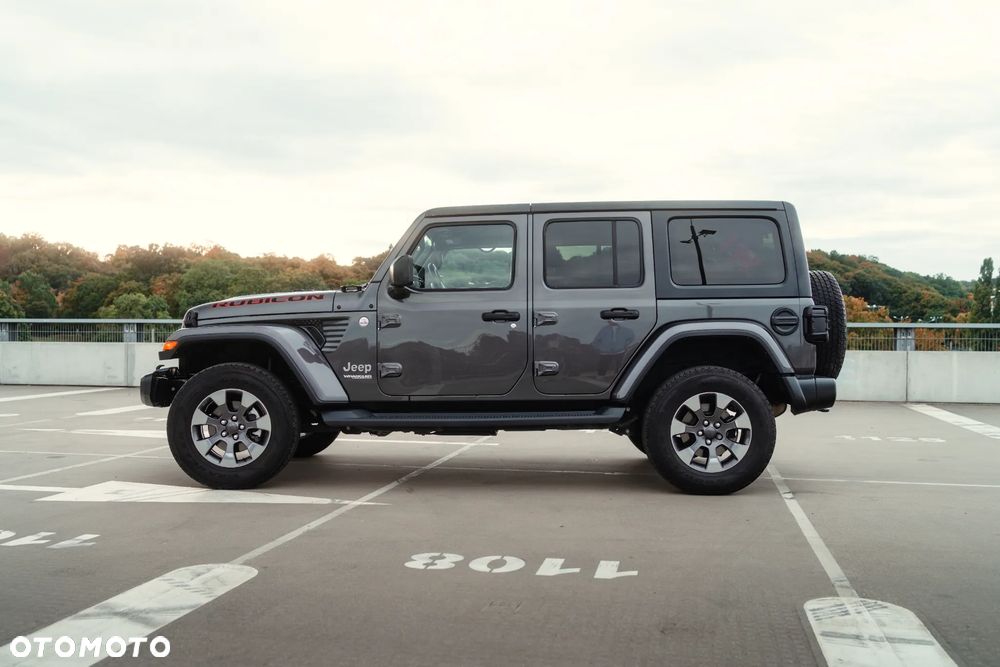 Jeep Wrangler - 5