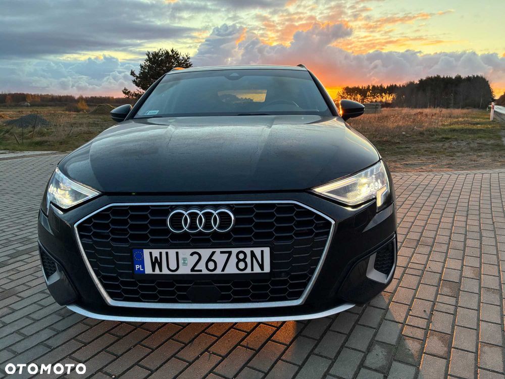 Audi A3 Sportback - 1