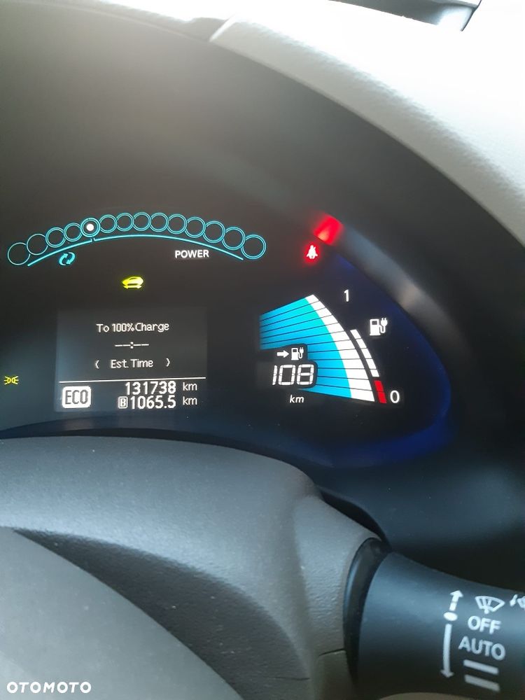 Nissan Leaf - 1