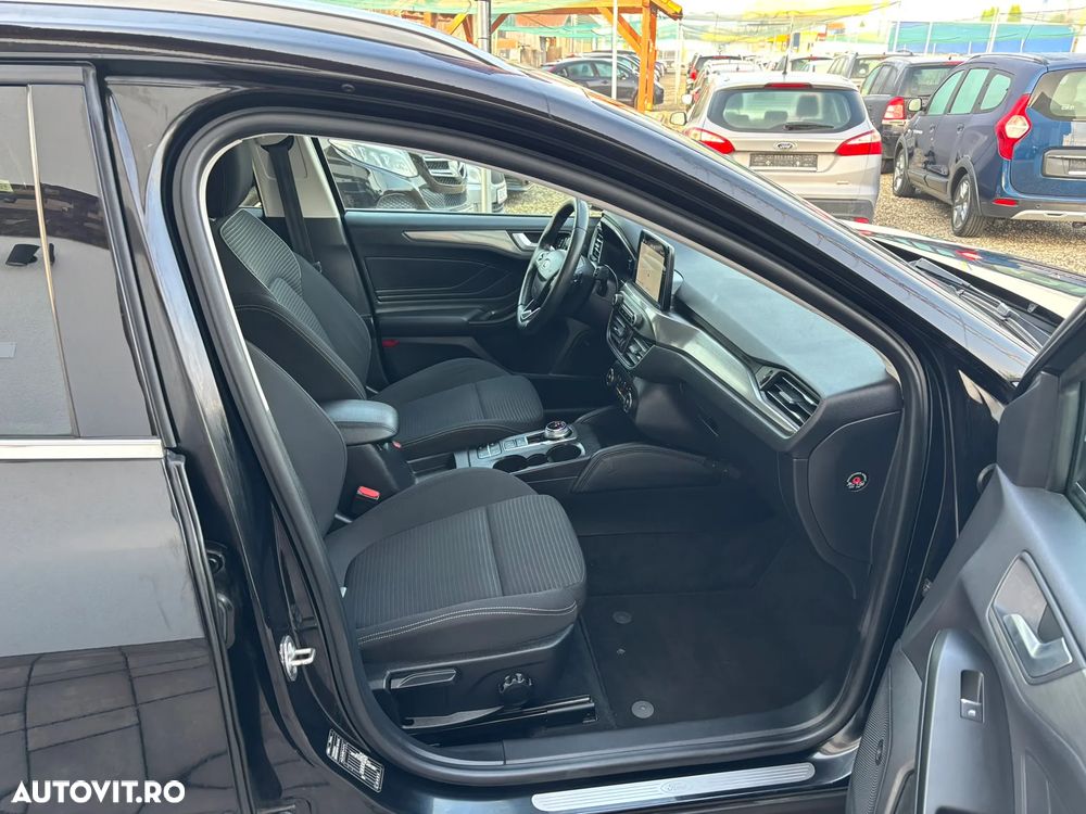Ford Focus - 17