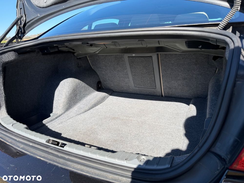 BMW Seria 3 318d DPF - 19