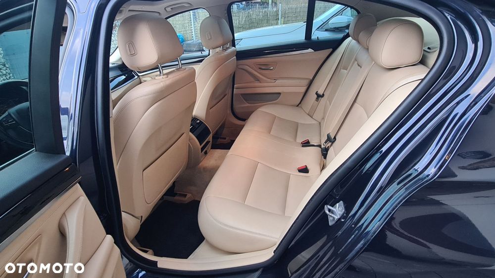 BMW Seria 5 520d Modern Line - 11