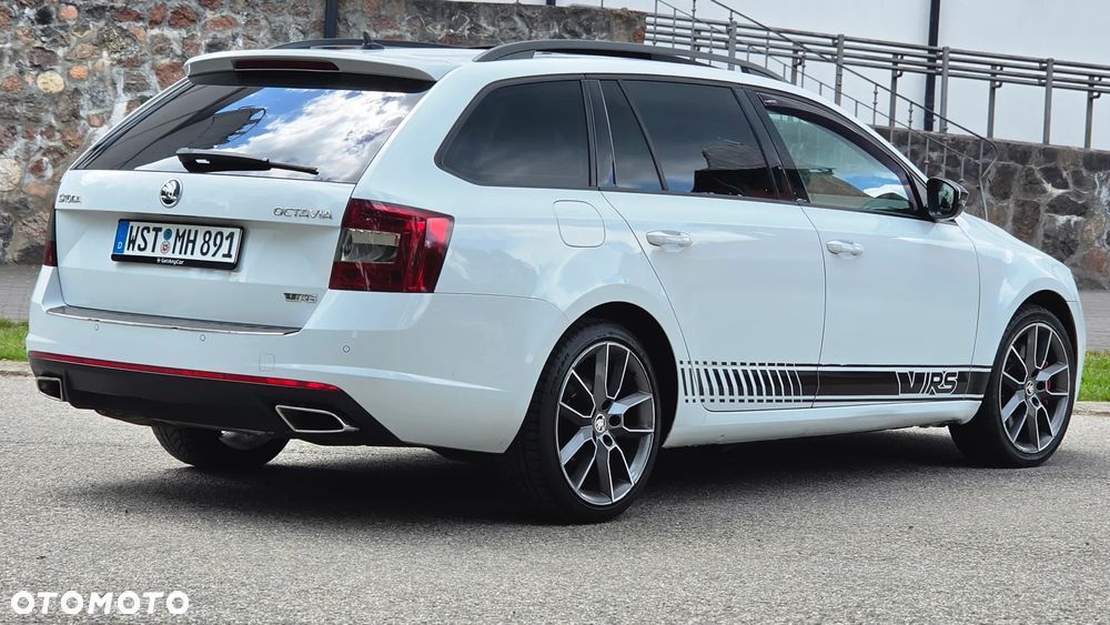 Skoda Octavia 2.0 TDI (Green tec) DSG RS - 12