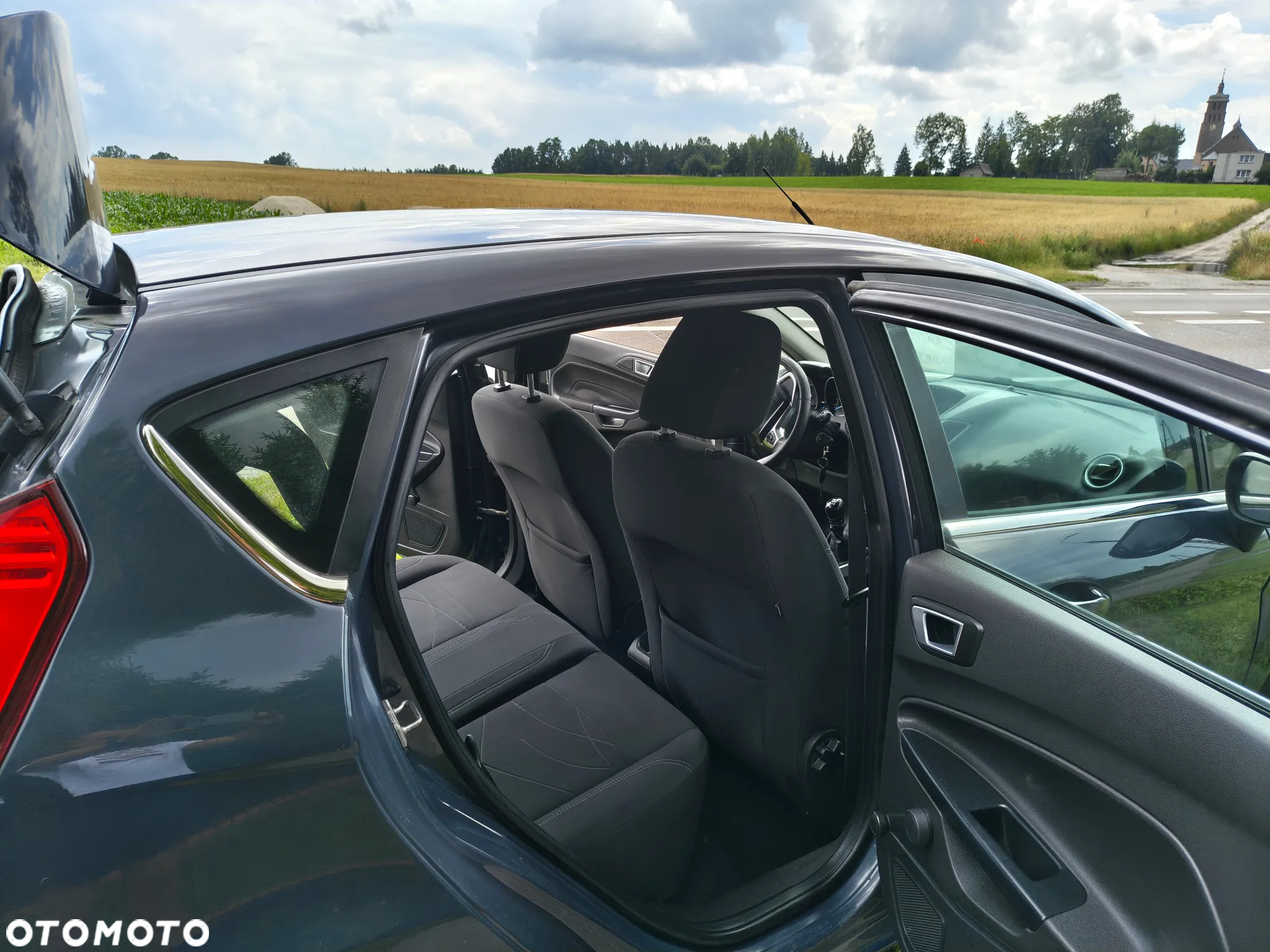 Ford Fiesta 1.25 Ambiente - 19