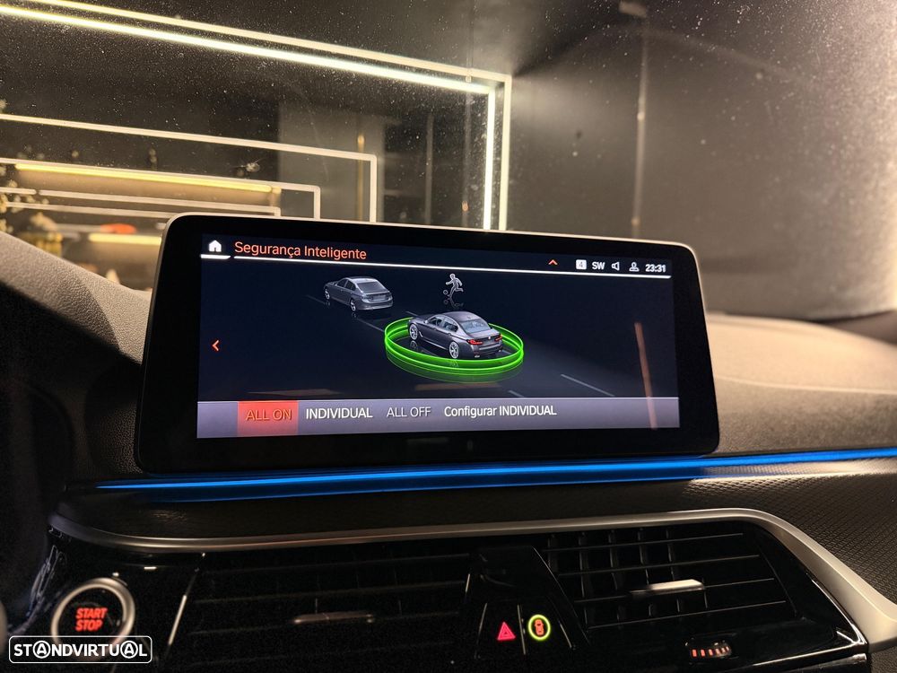 BMW 520 e Pack M - 19