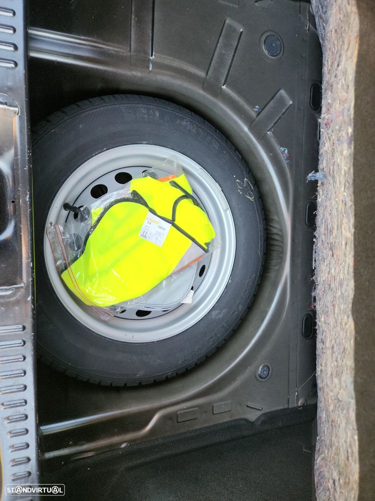 Dacia Sandero 1.5 dCi Stepway - 10