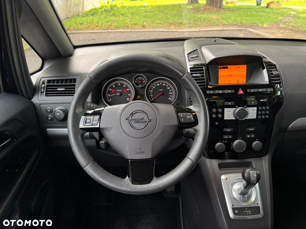 Opel Zafira 1.8 Cosmo EasyTronic - 16