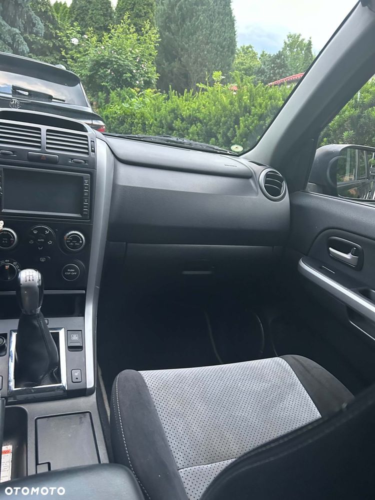 Suzuki Grand Vitara - 8