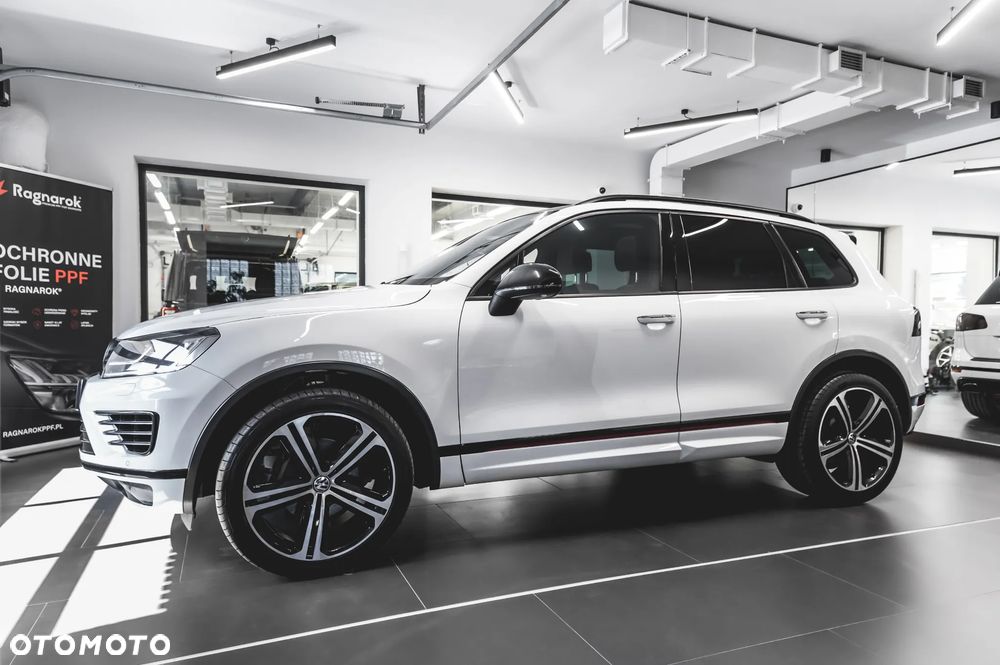 Volkswagen Touareg 3.0 V6 TDI BMT Perfectline R-Style - 4