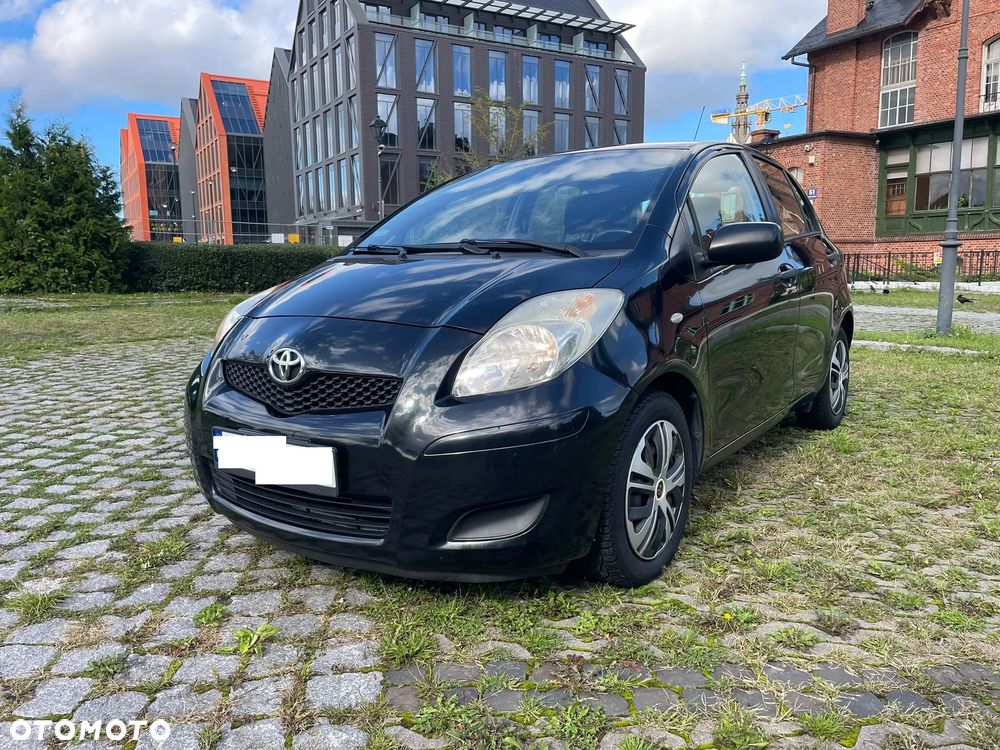 Toyota Yaris - 2