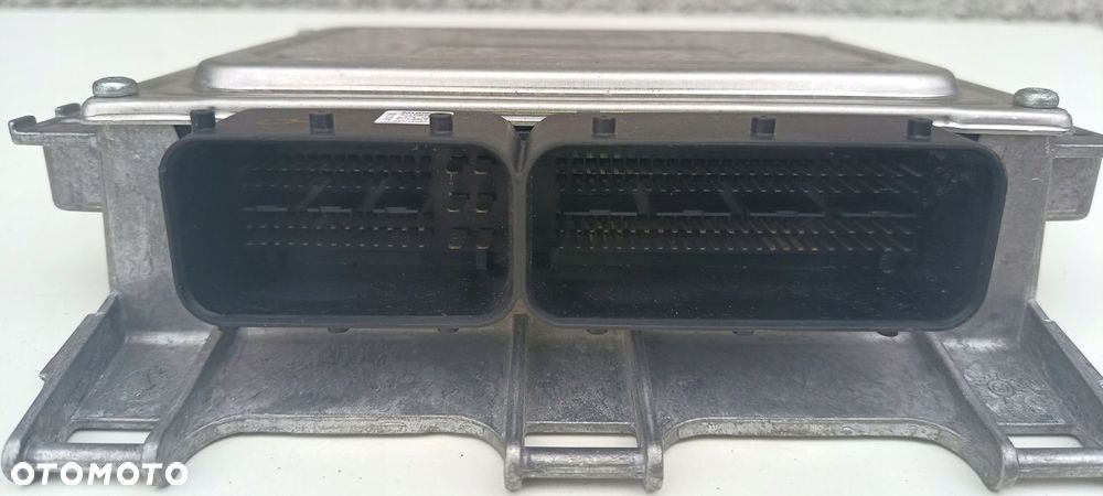 MERCEDES W169 W245 1.5B komputer silnika A2669000900 - 4