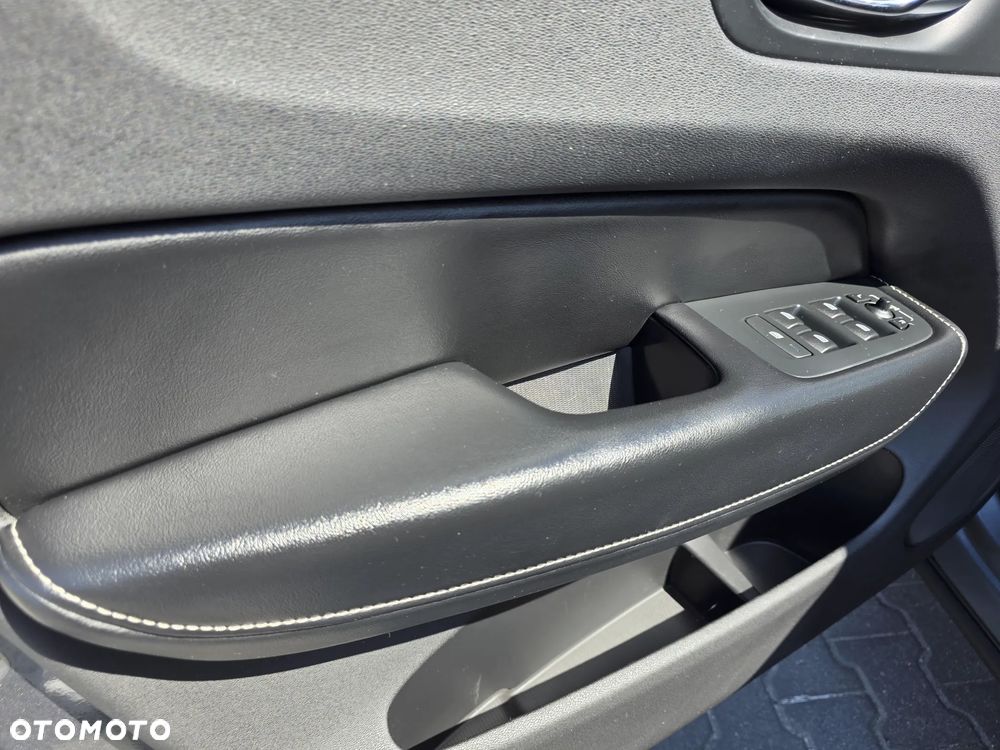 Volvo XC 60 D3 SCR R-Design - 31