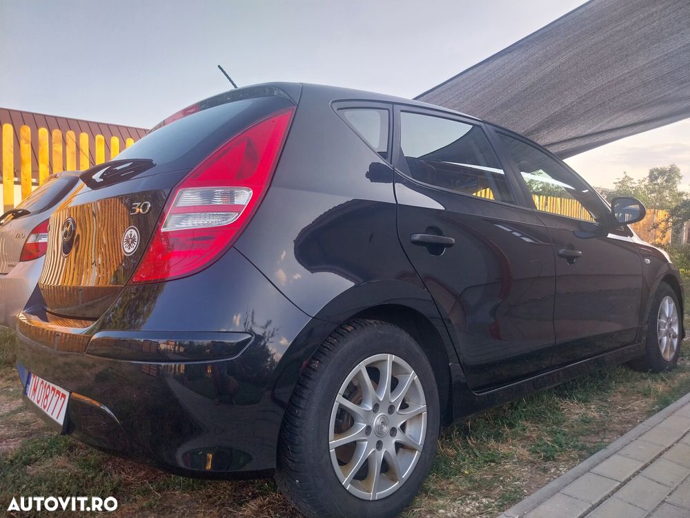 Hyundai i30 1.4 FIFA WM Edition - 14