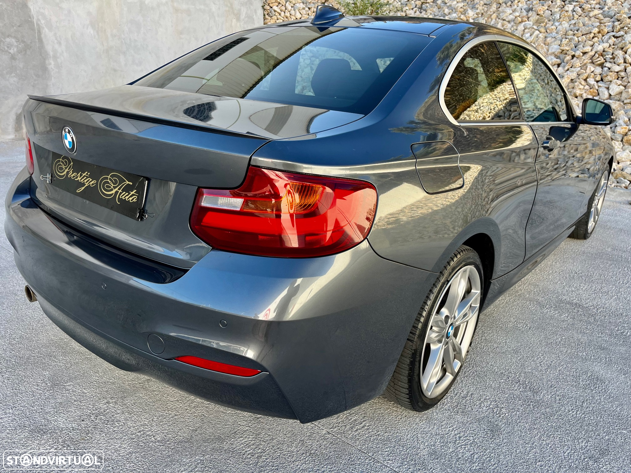 BMW 220 d Coupe Pack M - 10