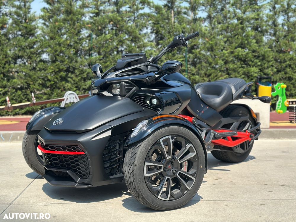 Can-Am Spyder - 8