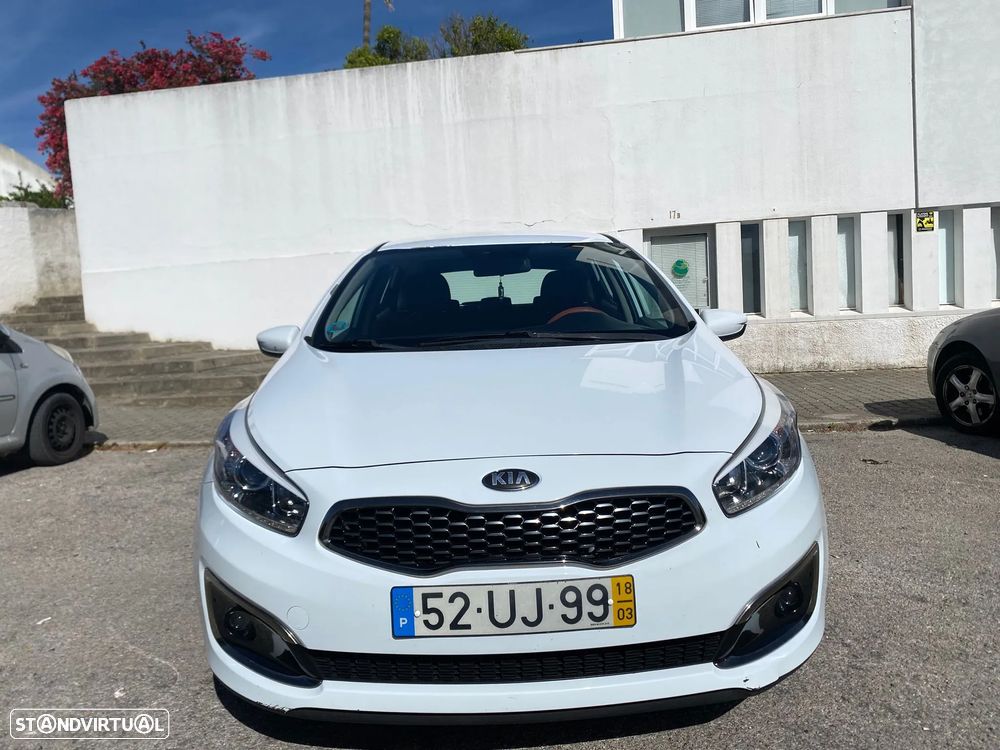 Kia Ceed 1.4 CRDi Nav Line - 6