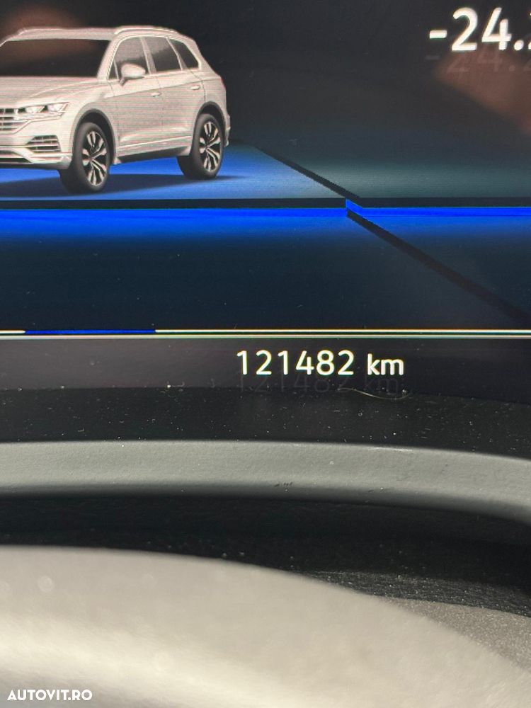 Volkswagen Touareg 3.0 V6 e-Hybrid 4Motion Aut. Atmosphere - 10