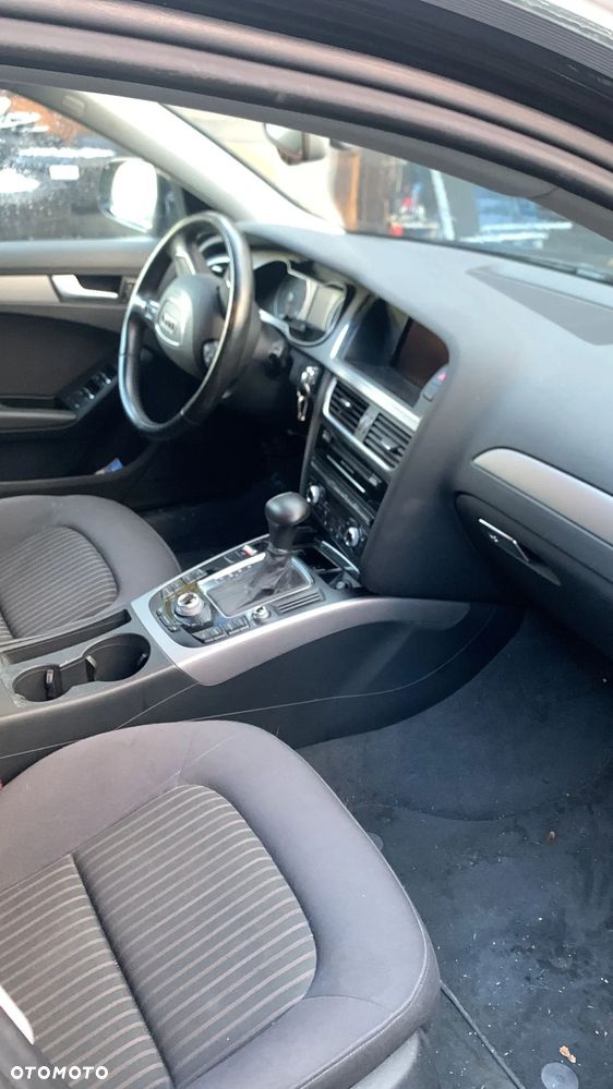 Audi A4 Avant 2.0 TDI DPF multitronic Attraction - 5