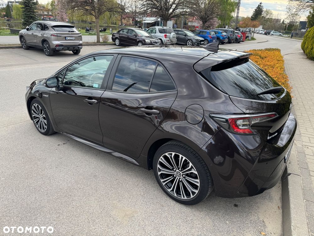Toyota Corolla 1.8 Hybrid Comfort - 3