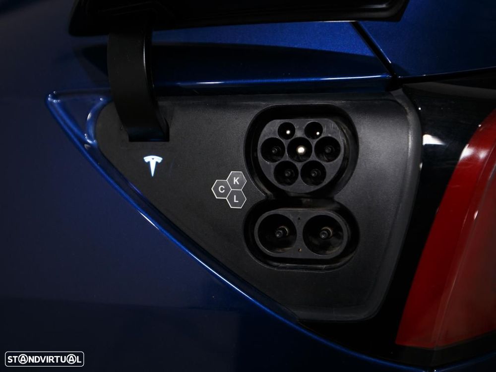 Tesla Model Y RWD - 15