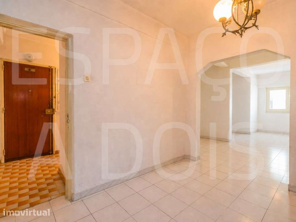 T2+1 com Potencial Único de Transformação | Crie uma Casa Exclusiva... - Grande imagem: 5/60