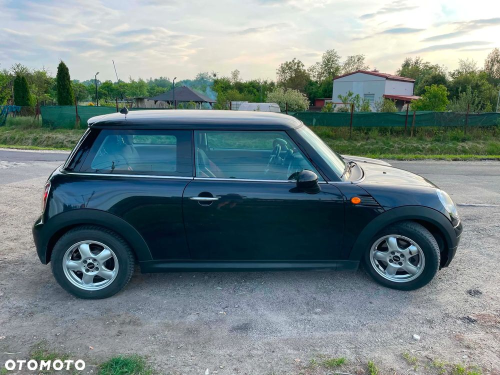 MINI ONE - 6