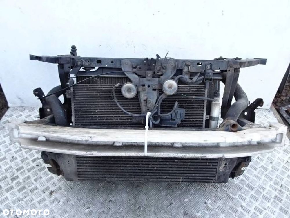 pas przedni chłodnice kpl. nissan x-trail t31 2.0 dci - 15