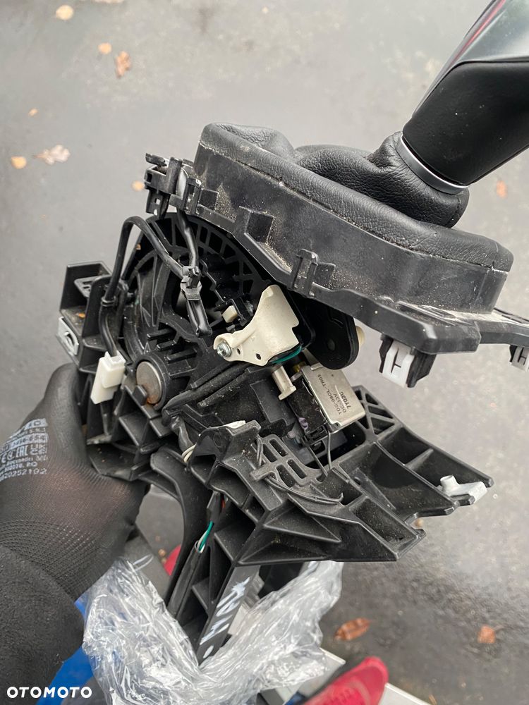 Ford S-max MK2  2 II LIFT galaxy MK4 18r 2.0 tdci  IGŁA!!! po 21 tyś km AUTOMAT WYBIERAK SKRZYNI BIEGÓW MIESZEK SKÓRZANY GAŁKA SKÓRZANA SKÓRA   mk 2 mk 3 mk 4 galaxy S max Smax S-maks lift II 2  galaxy - 32