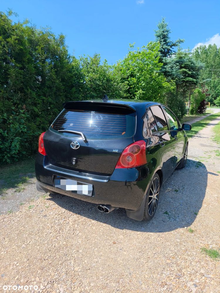 Toyota Yaris 1.3 Luna A/C - 3