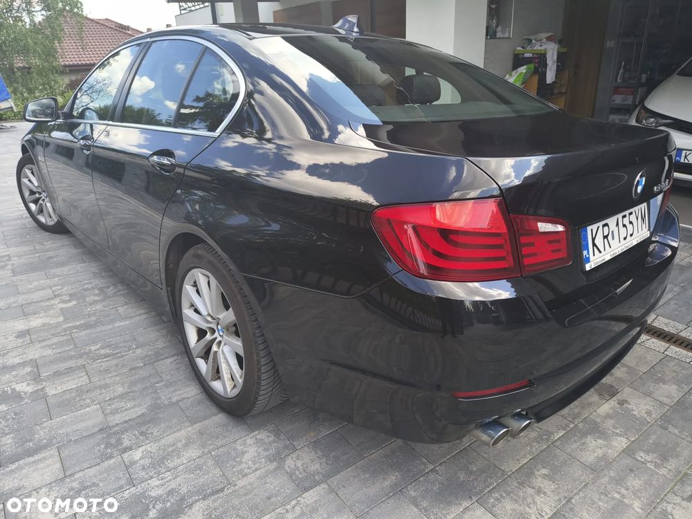 BMW Seria 5 520d Luxury Line - 4