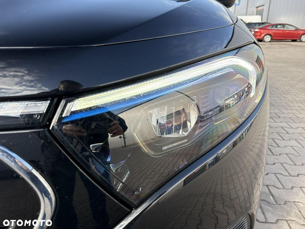 Mercedes-Benz EQA - 9