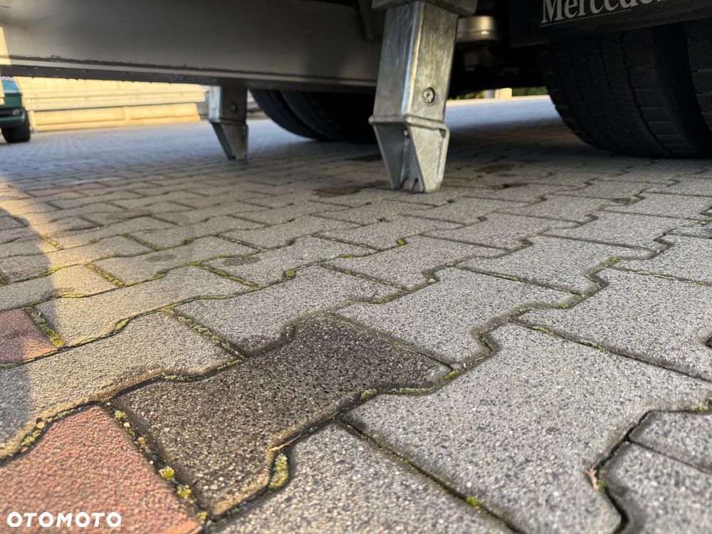 Mercedes-Benz Antos - 11