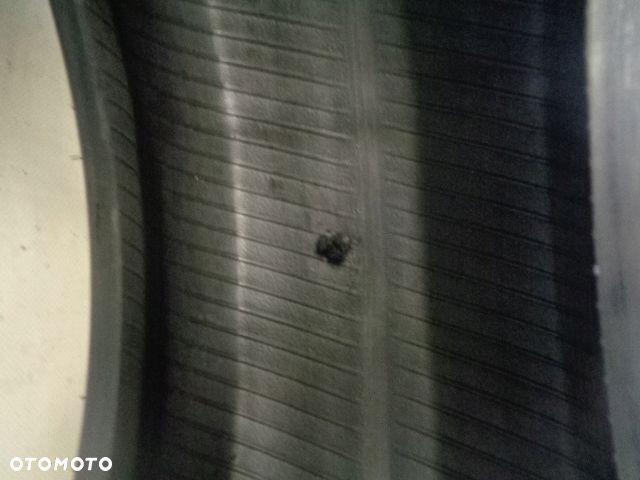 4X BRIDGESTONE BLIZZAK LM001 225/60R18 104H - 16